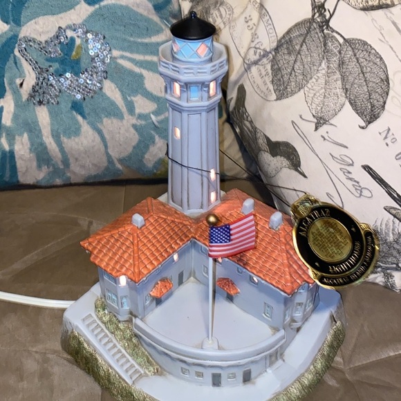 Lefton Historic Lighthouse Alcatraz - Picture 3 of 4